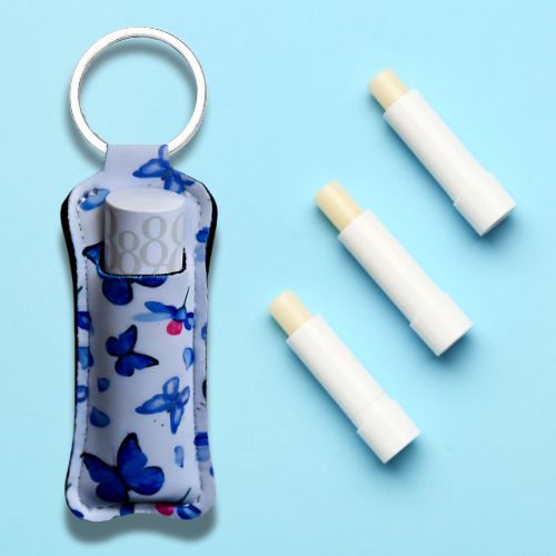 Blå sommerfugl veske til lipsyl eller leppestift. Perfekt til å hente på nøkkelringen, vesken, penalet osv.