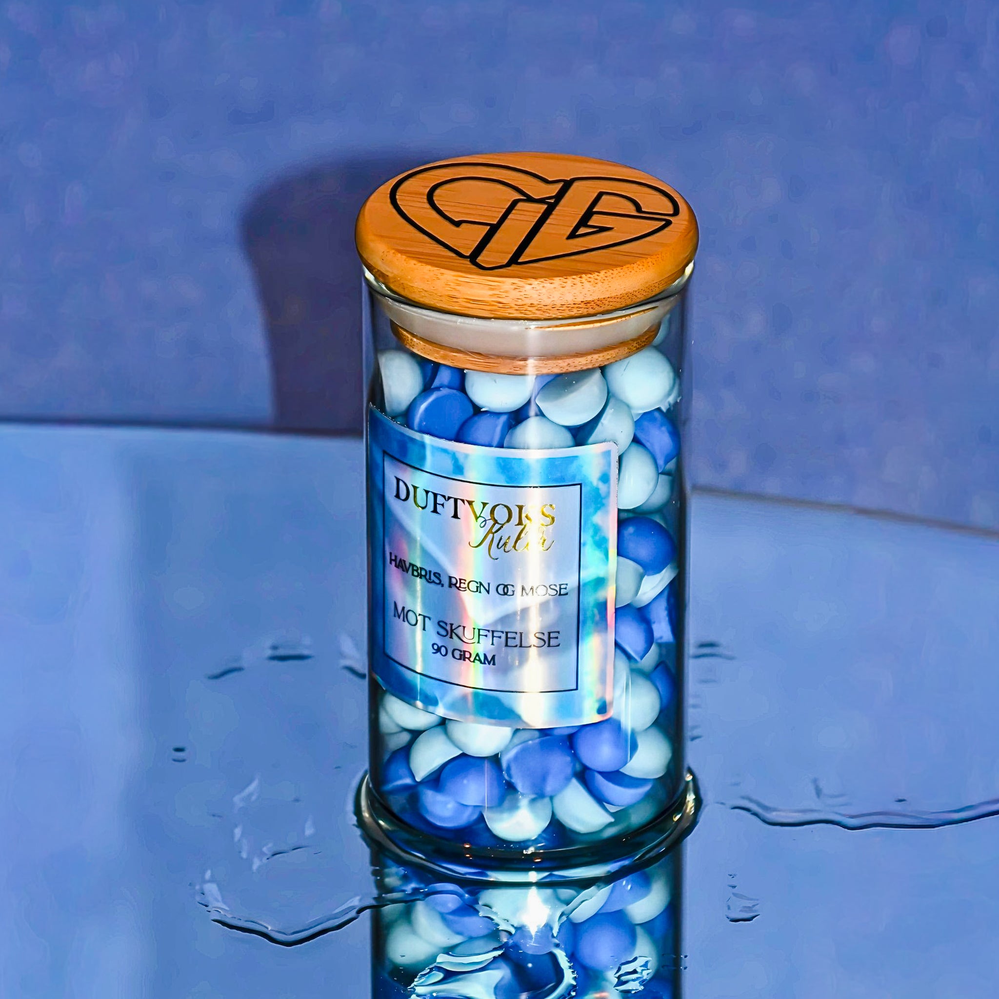 90 gram med herlig soya voks kuler. Smelt noen av av kulene i en duftbrenner og drøm deg vekk. Kanskje disse kulene kan hjelpe noen som er litt ekstra skuffet. Livet går ikke alltid som planlagt.