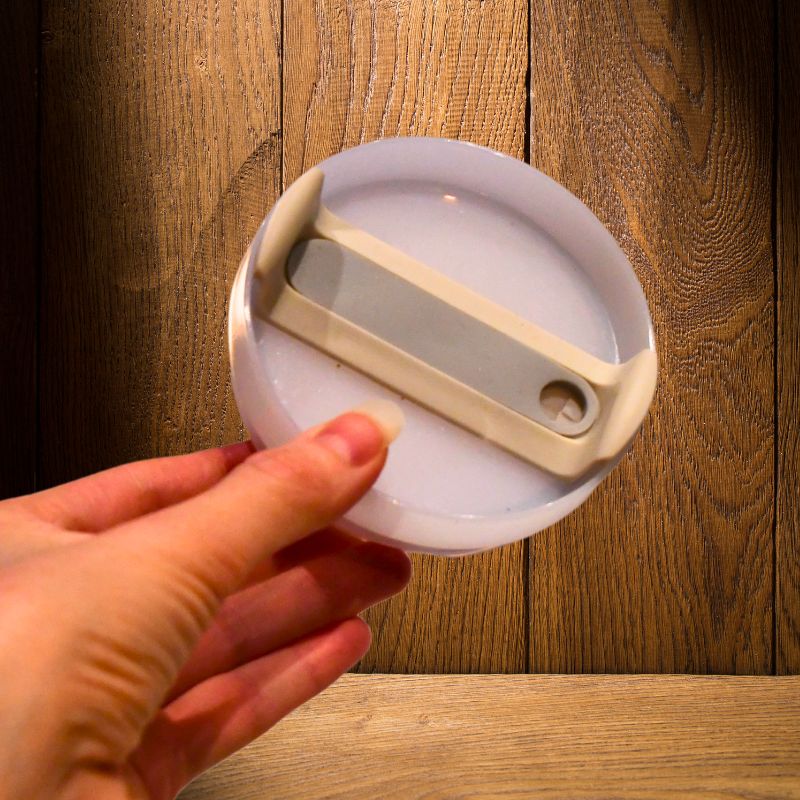 Lokk til termokopp - i hvit farge