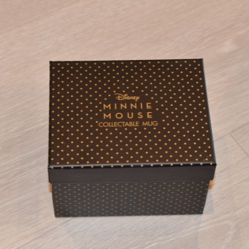 Disney Minni mus krus kommer i en nydelig gave-eske som er flott å gi bort. Med tekst og flotte detaljer