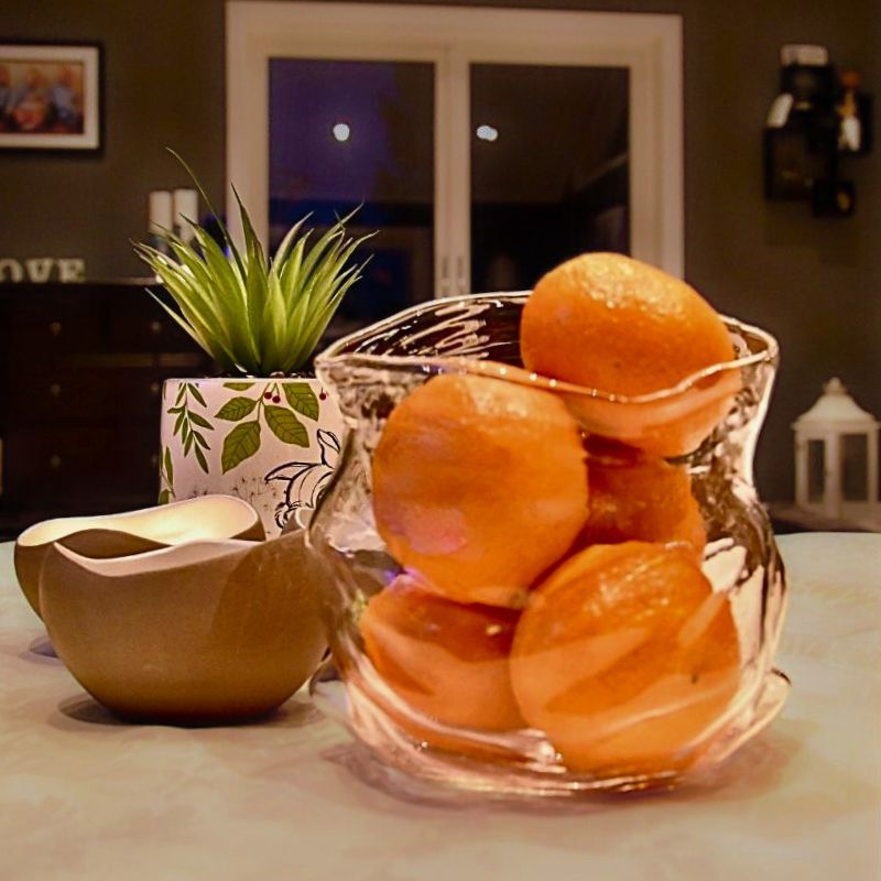 Unzipped glass bolle er også perfekt til frukt. Fyll den med akkurat det du vil! Glass skålen som tar seg fra ut på bordet uansett hva du velger å fylle den med. Den kan også brukes til enhver anledning. Til julegodteriet, påskesnopet, eller hverdagskos. Uansett hva du velger å bruke den til, så vil denne skålen garantert sette steming.