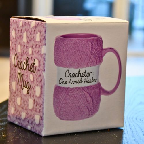 Hekle kopp i esken sin. Crocheter one armed hooker.