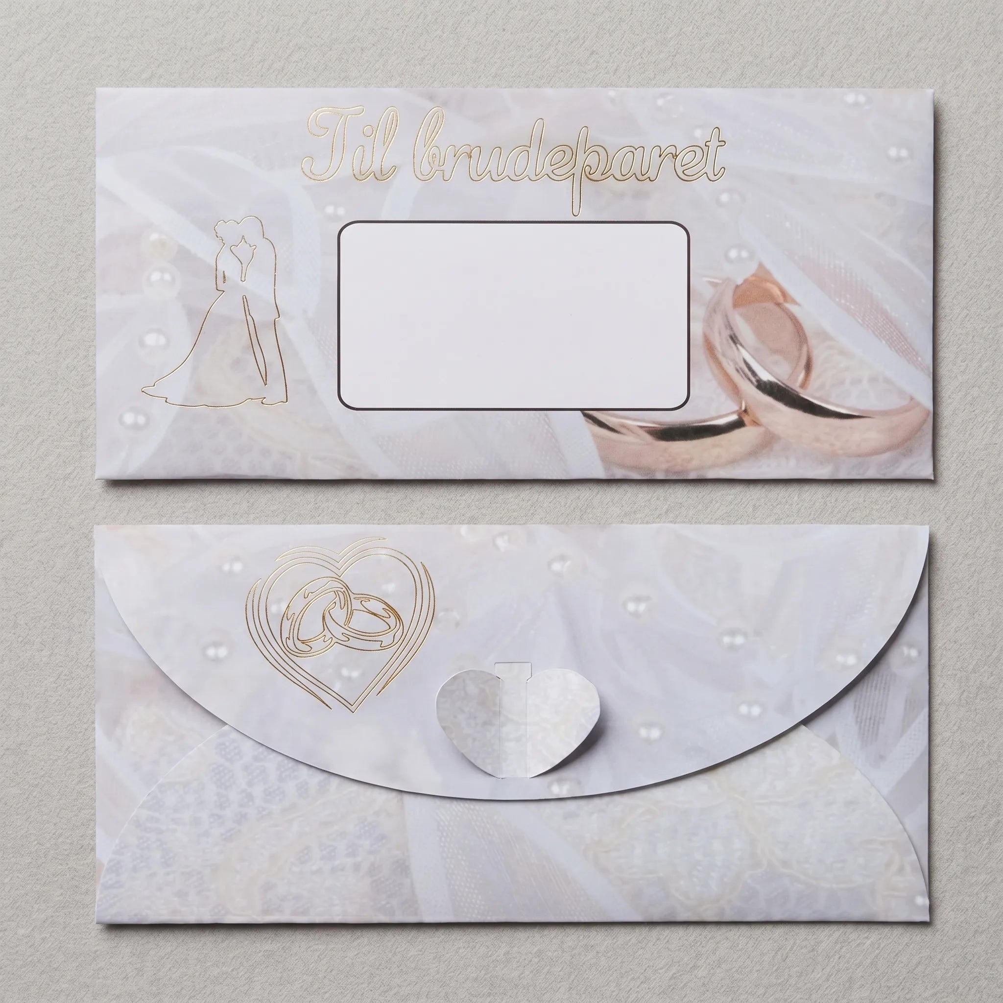 Meget elegant konvolutt som følger med til bryllupskort med skrapelapp. Konvolutten har en smart åpne og lukke mekanisme, helt uten liming. Passer til Hjertelig.no sine bryllupskort med skrapelapp.