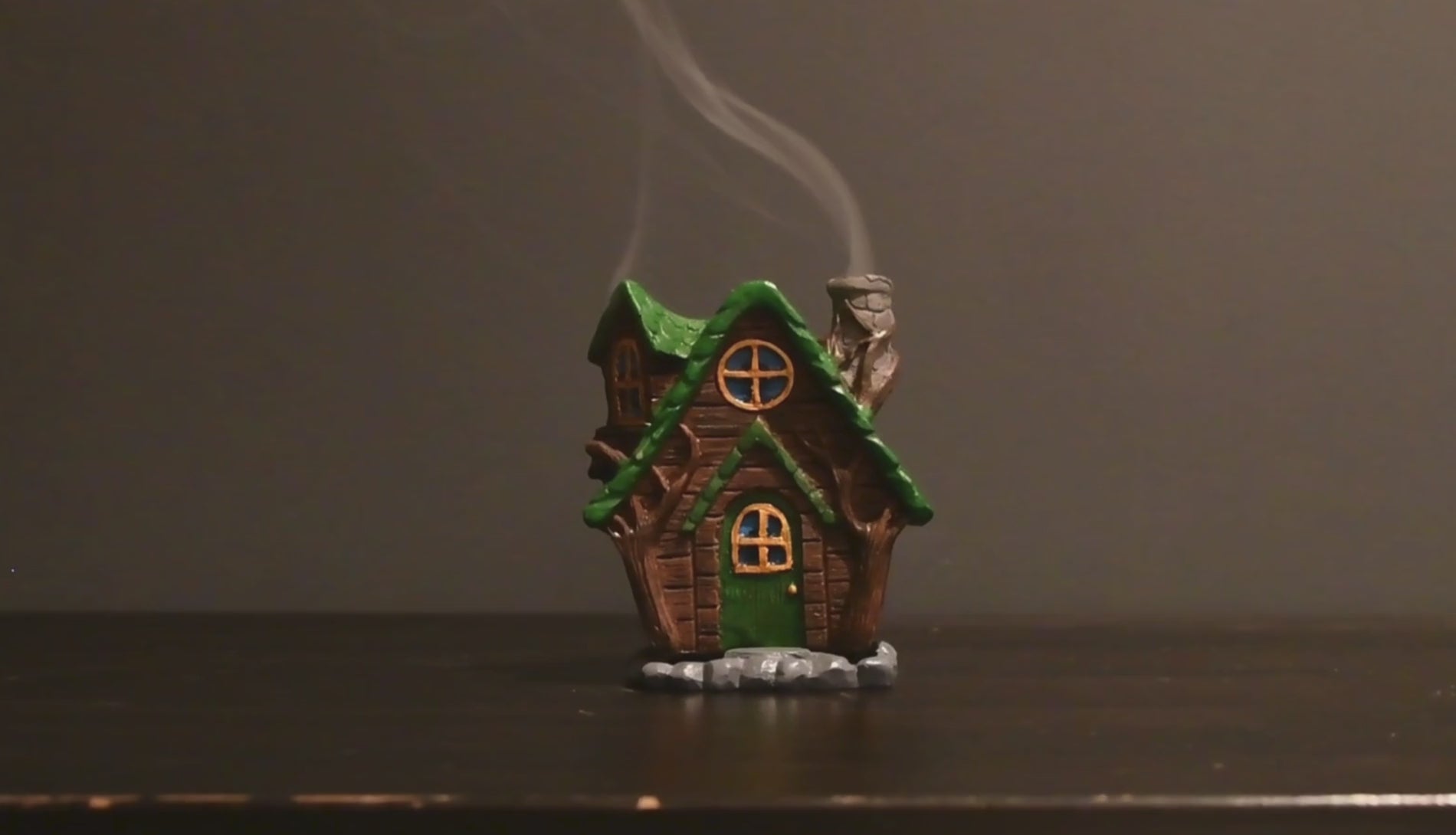 Last inn video: