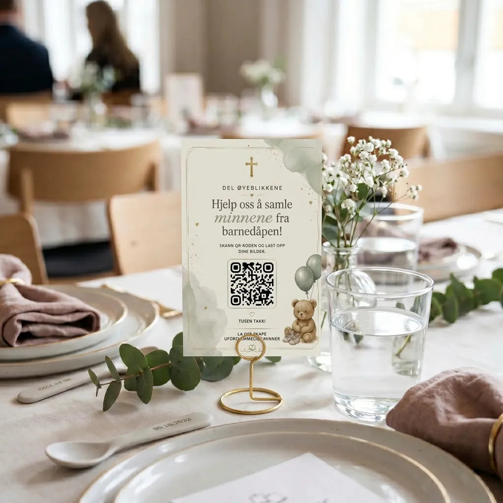 Barnedåp qr-kode kort hvor gjestene i barnedåpen laster opp bilder som foreldrene får i sitt personlige dåpsalbum. De har mulighet til å få bildene opp på storskjerm under dåpen og bildene vil oppdatere seg etterhvert som de legges ut ved å skanne qr-koden. Gjestene blir rett og slett fotograf i dåpen! Qrkode kortene printer man ut selv og man har mulighet til å printe ut så mange kort man vil. 