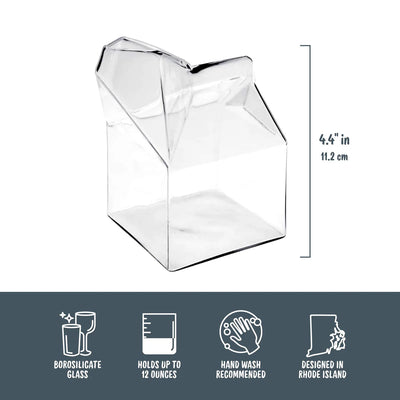 Fløtekanne i blåst glass. Størrelse og bruksinformasjon. Informasjon om vasking, klasset og størrelse. Sausenebb som virkelig skiller seg ut og skaper samtale-emner. Denne blir garantert en stilig detalj i middagsbesøket. Perfekt gave til noen som liker ting som skiller seg ut samtidig som den er luksuriør. 