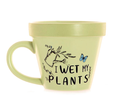 Kaffekopp perfekt gave til gartneren med teksten "I wet my plants"