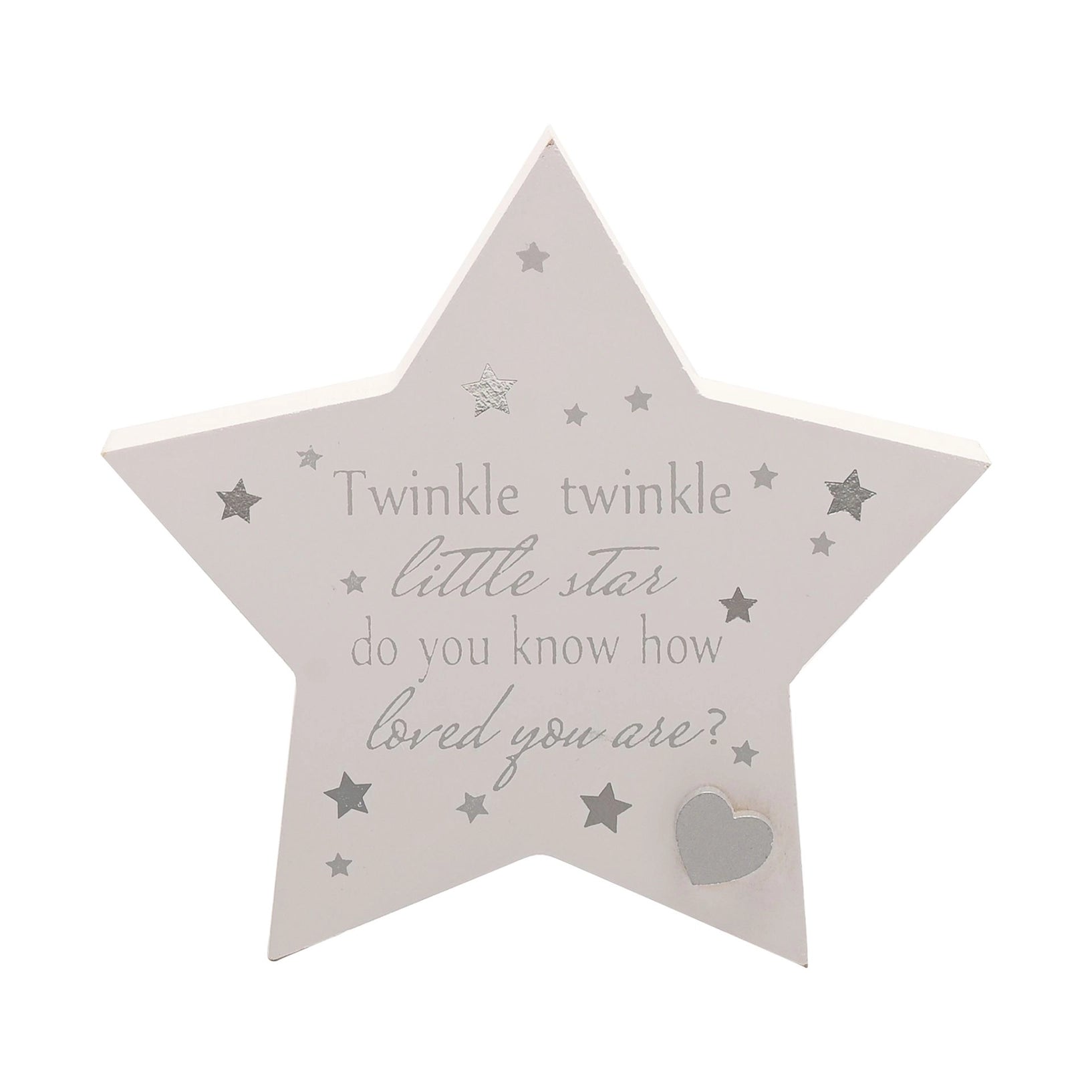En stjerne med teksten twinkle twinkle little star, do you know how loved you are. Flott gave til nybakte foreldre og en nydelig dekorasjon til babyrommet.
