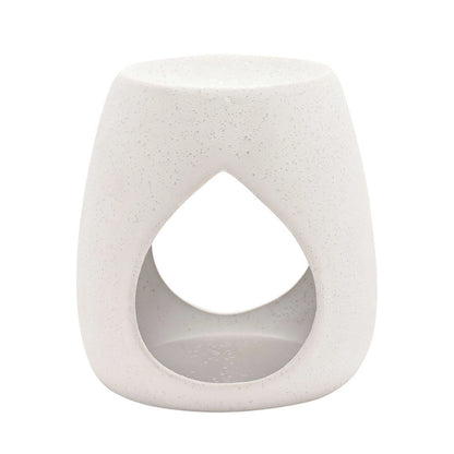 Minimalistisk Hestia hvit voksbrenner med tåredråpe design. Varm opp duftolje eller smelt duftvoks på toppen av oljevarmeren.  Passer perfekt inn som dekor eller for å fylle rommet med dine favoritt dufter. Skaper god stemning, dufter og gir en behagelig atmosfære til hjemmet. 