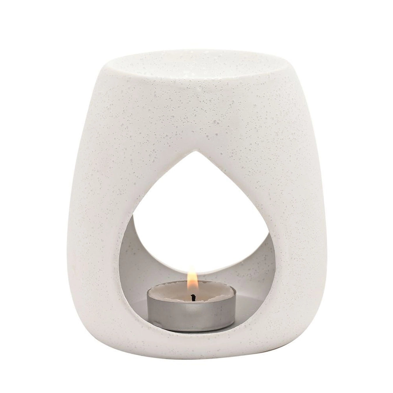 Keramisk hvit voksbrenner med lys som skinner gjennom dråpeformet åpning. Voks smelteren er perfekt til å smelte dine favoritt dufter. Smelt duftvoks eller duftolje i duftvoksbrenneren og den vil fylle rommet med dine favoritt dufter. Atmosfære og vellvære. Perfekt gave til noen som har alt!